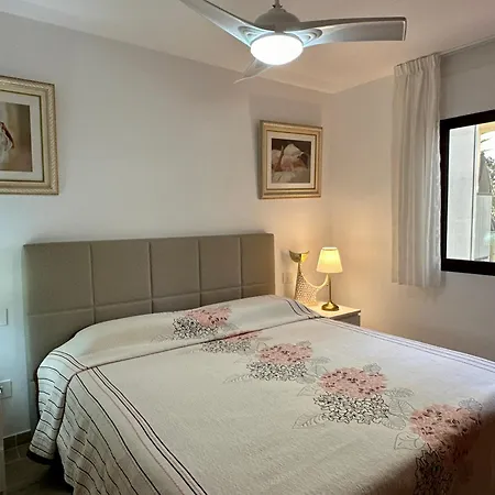 Апартаменты Santa Barbara Ocean Views *